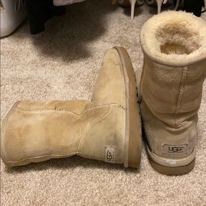 Uggs - Sand color